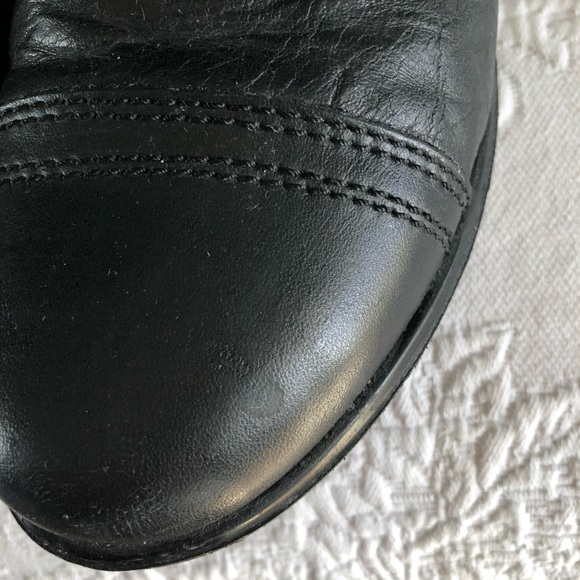 Steve Madden lace up boots. Size 6 - Picture 3 of 7